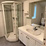 Charming Sea View Дом отдыха